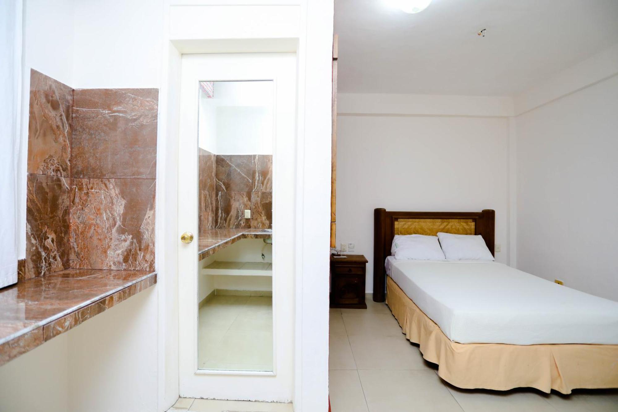 Hotel Santa Maria Канкун Экстерьер фото